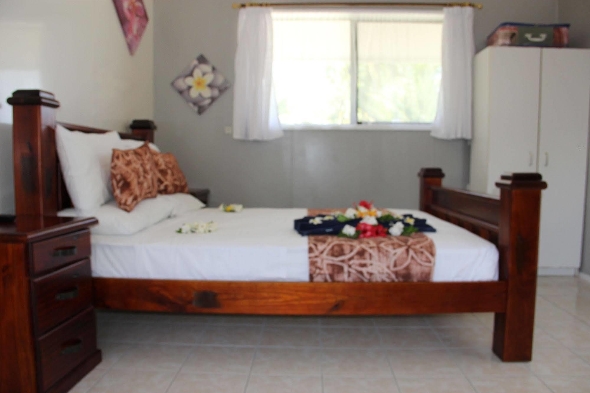 Rino'S Motel Arutanga Bagian luar foto