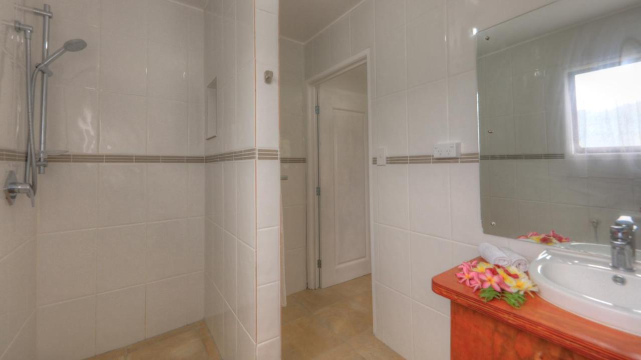 Rino'S Motel Arutanga Bagian luar foto