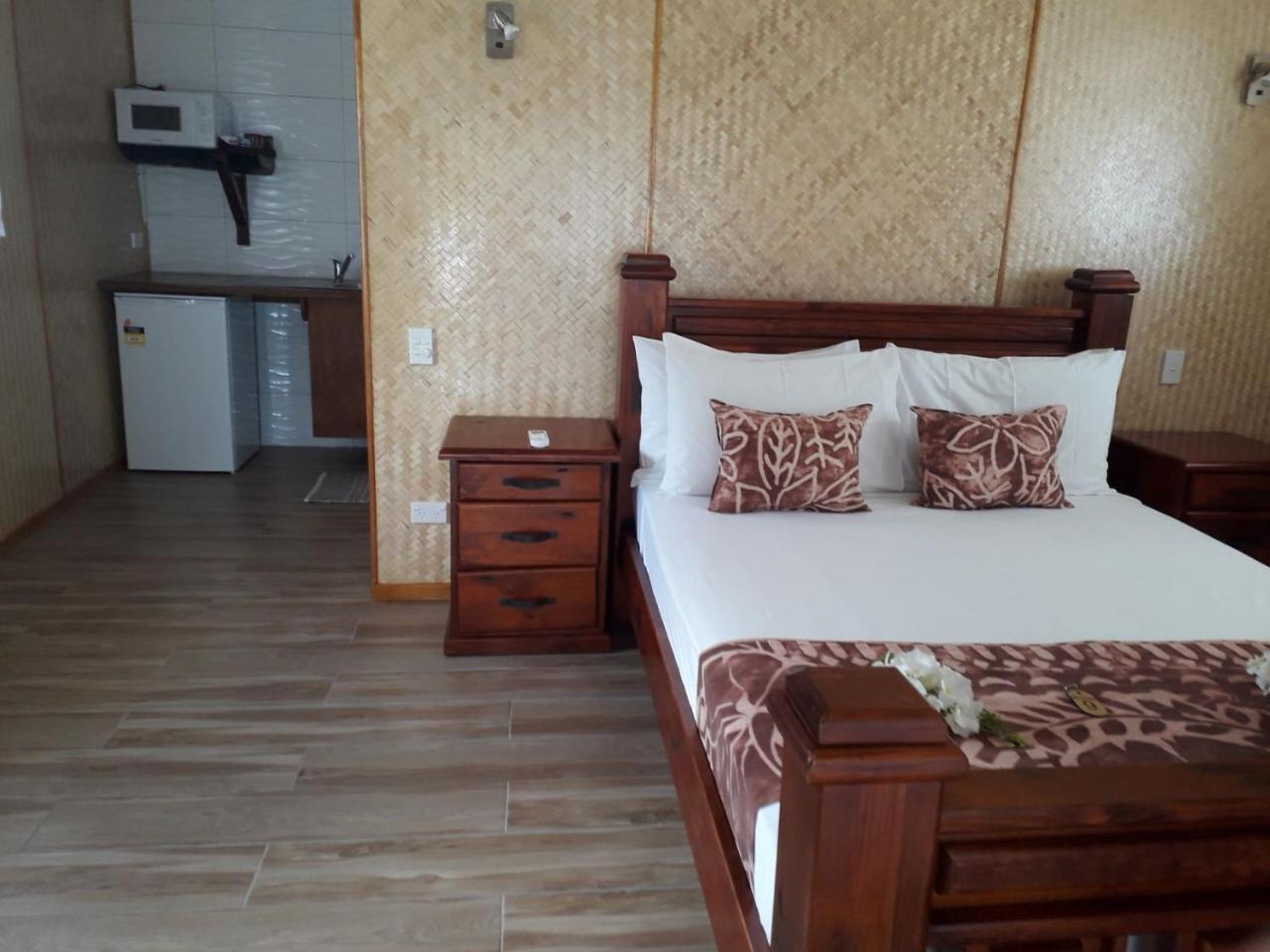 Rino'S Motel Arutanga Bagian luar foto